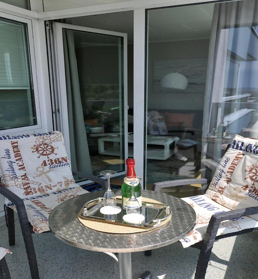 Schicke Fewo 150M Vom Strand Kostenlos Wlan Grosses Schwimmbad Sauna Cuxhaven Luaran gambar